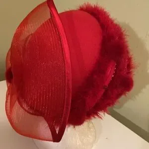 Milano Paris N Y | Accessories | Beautiful Red Winter Wool  display picture 2